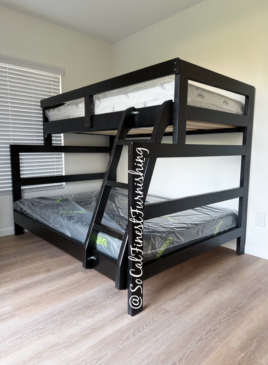 Twin Over Full Bunk Bed With Mattreses
